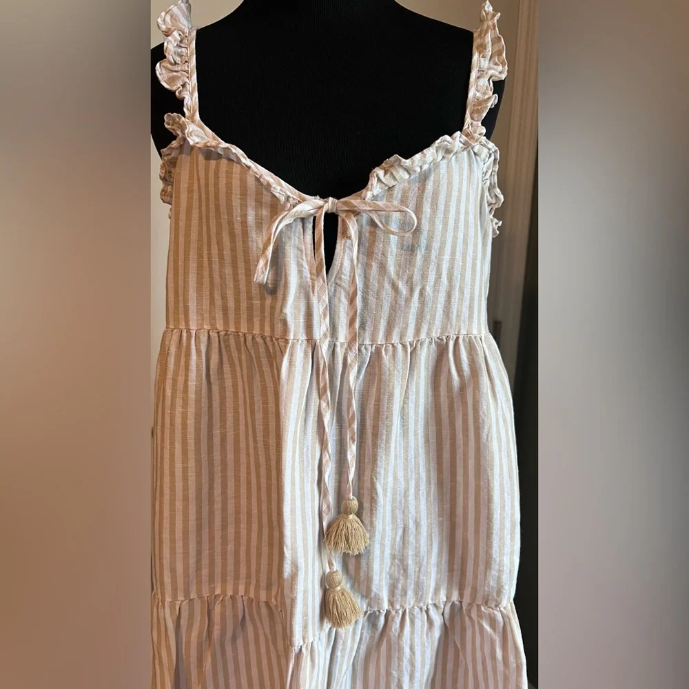 J. Crew cotton-linen tiered maxi dress. Small - Picture 4 of 10